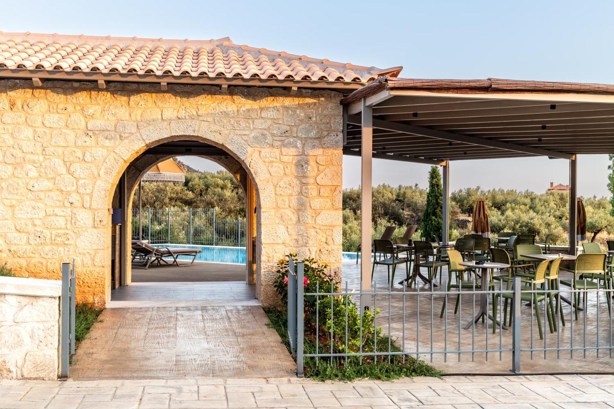 Olympia Zervea Studios With Pool - Apartment Kardhamili Exterior foto