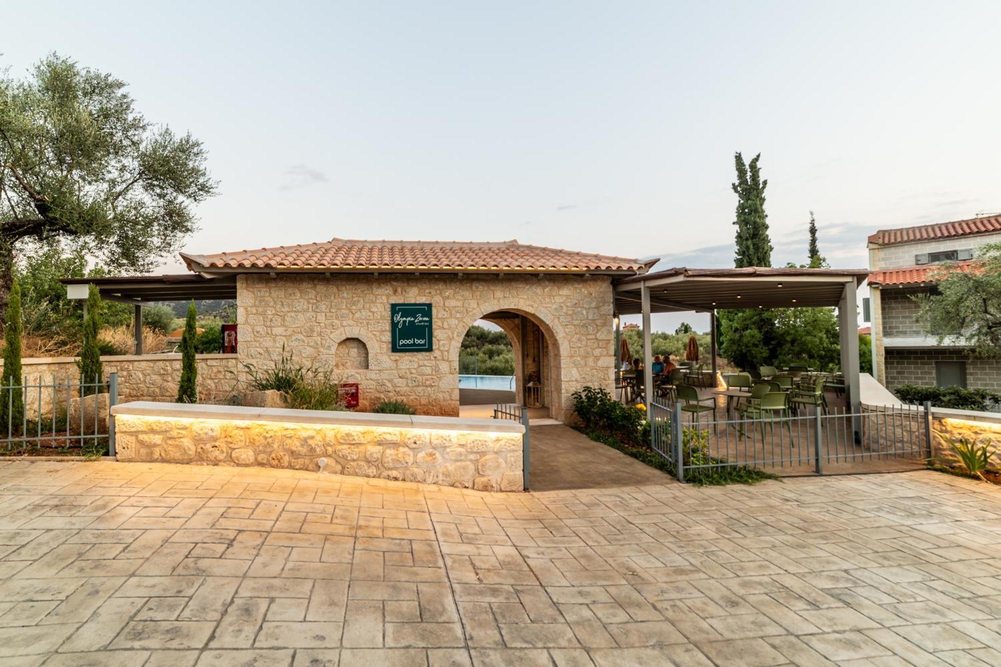Olympia Zervea Studios With Pool - Apartment Kardhamili Exterior foto