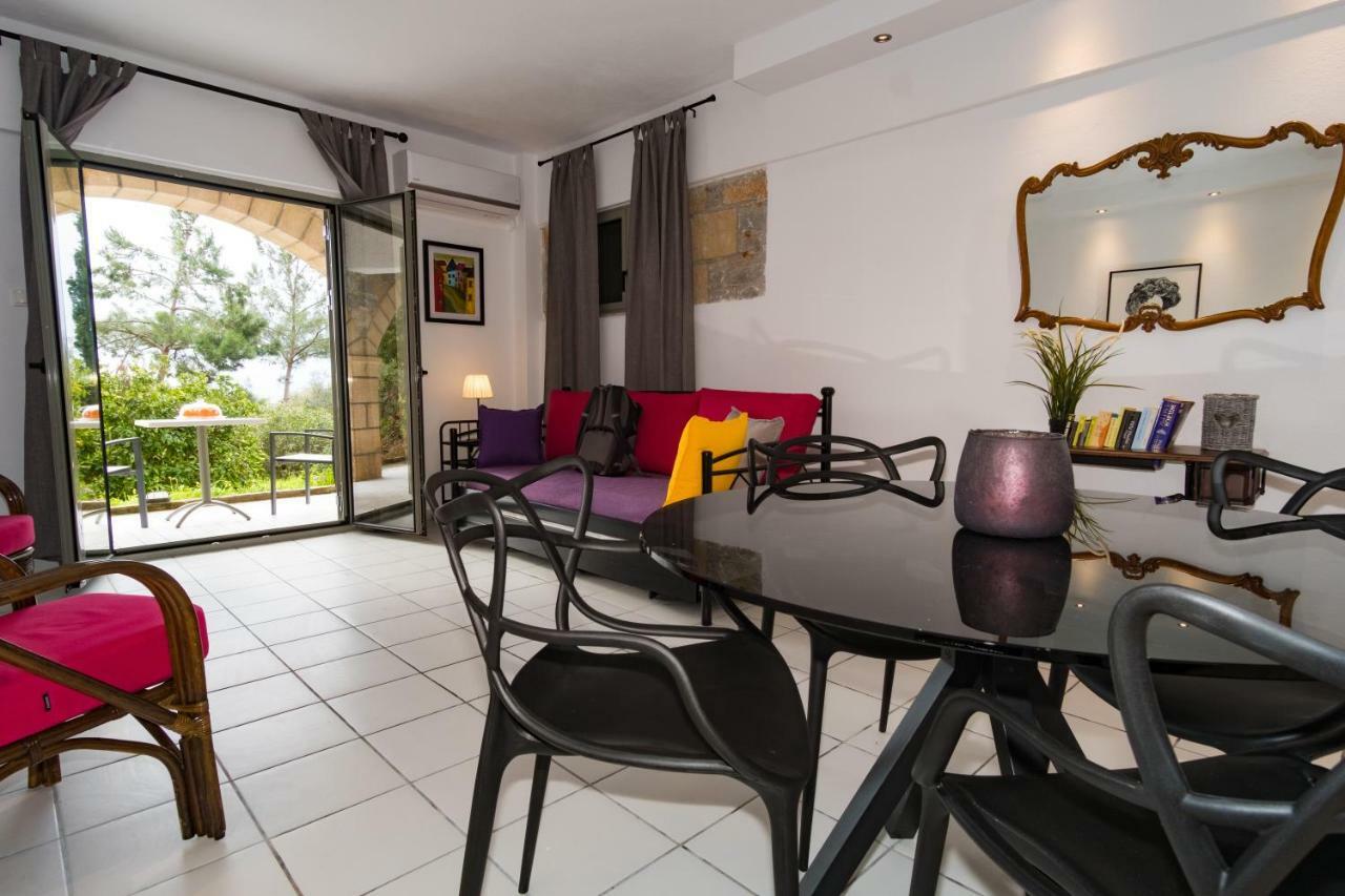 Olympia Zervea Studios With Pool - Apartment Kardhamili Exterior foto